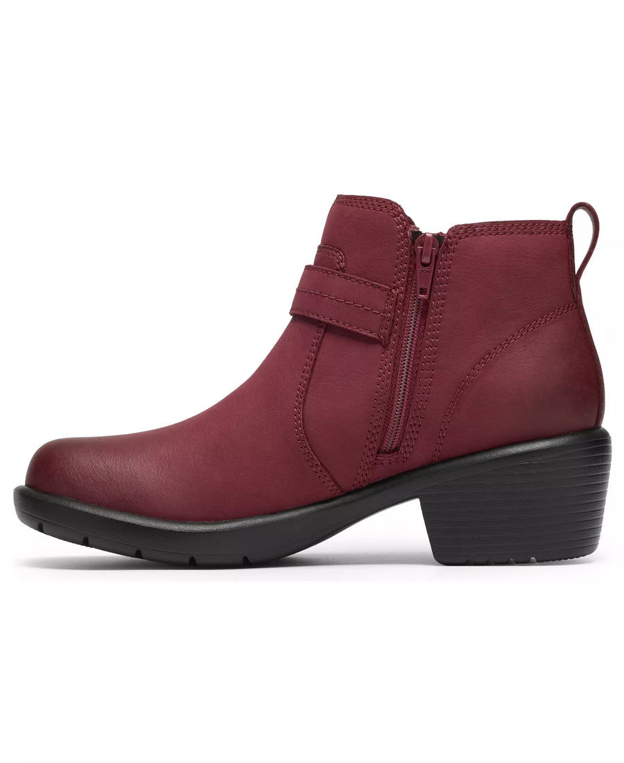 Clarks Women's Kynnzie Rise Zipper Booties