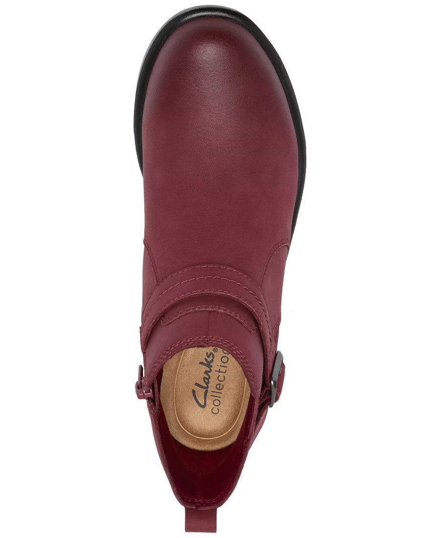 Clarks Women's Kynnzie Rise Zipper Booties