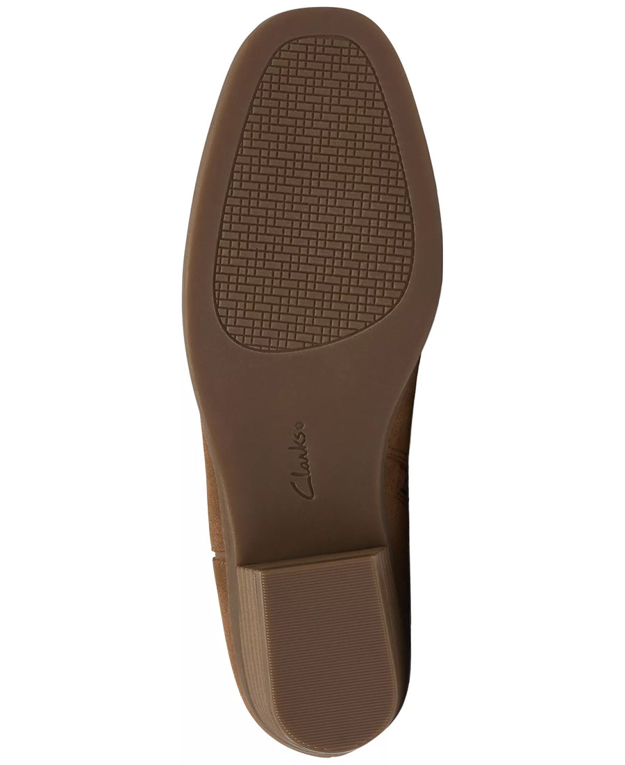 Clarks Women's Danyelle Ruby Round Toe Booties