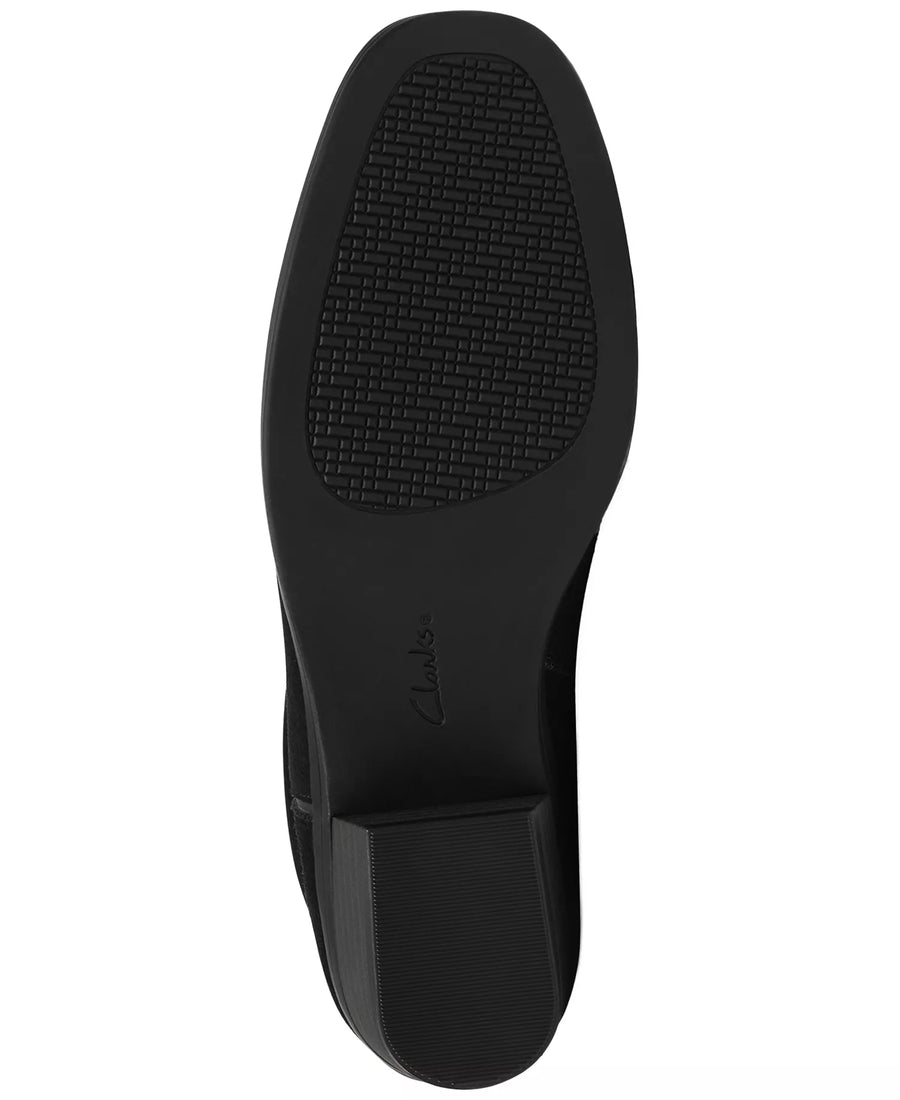 Clarks Women's Danyelle Ruby Round Toe Booties