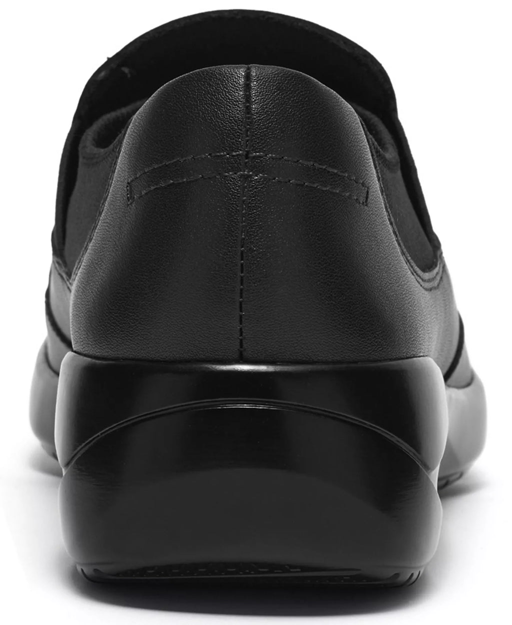 Clarks Women's Kaetlyn Mae Leather Round Toe Flats
