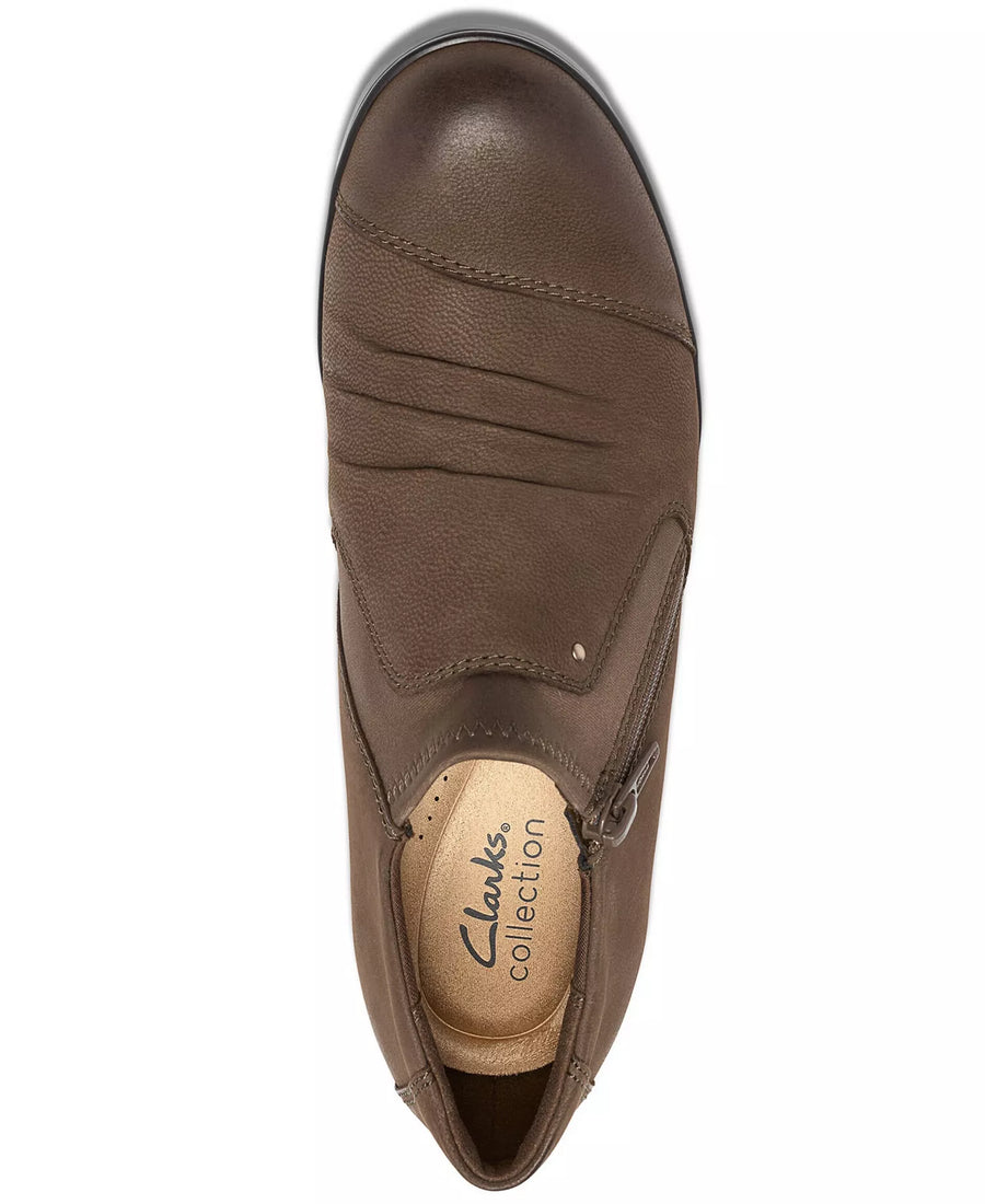 Clarks Women's Emily2 Vine Round Toe Block Heel Ruched Shooties