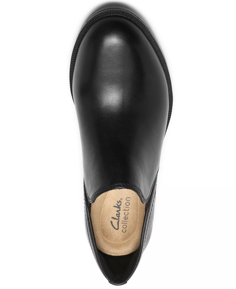 Clarks Women's Adalynn Bay Leather Round Toe Lug-Sole Shooties