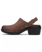 Clarks Women's Kynnzie Round Toe Mule Clogs