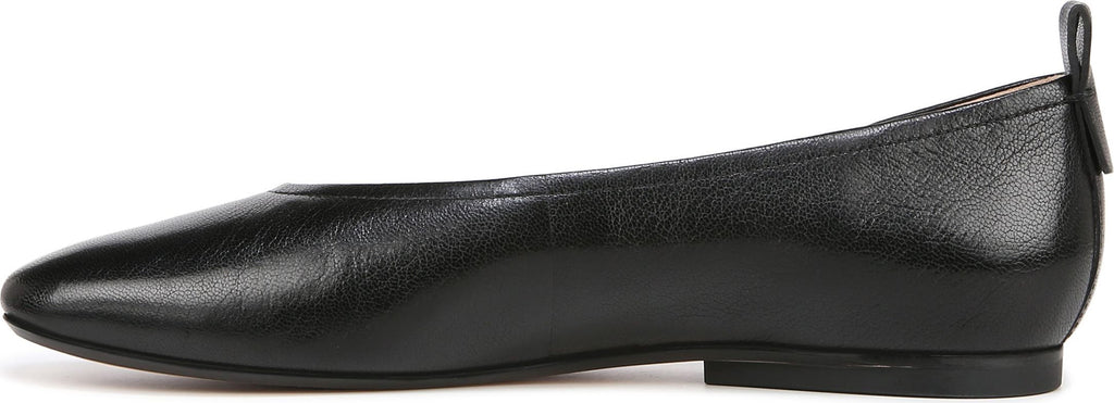 27 Edit Naturalizer Carla Flat - Women's