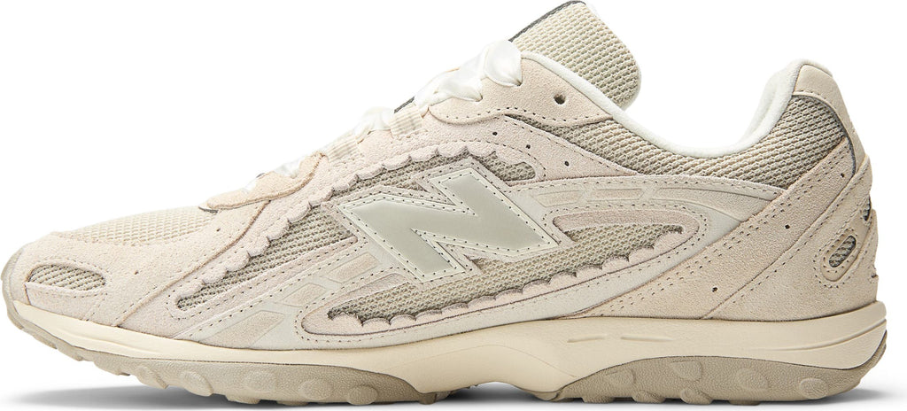 New Balance Gender Inclusive 204L Sneaker - Men's