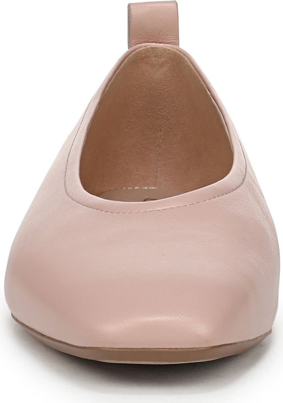 27 Edit Naturalizer Carla Flat - Women's
