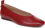 27 Edit Naturalizer Carla Flat - Women's