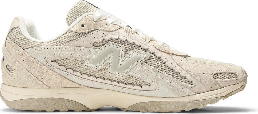 New Balance Gender Inclusive 204L Sneaker - Men's
