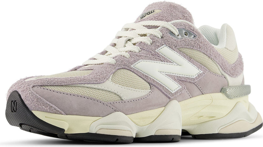 New Balance Gender Inclusive 9060 Sneaker - Men's