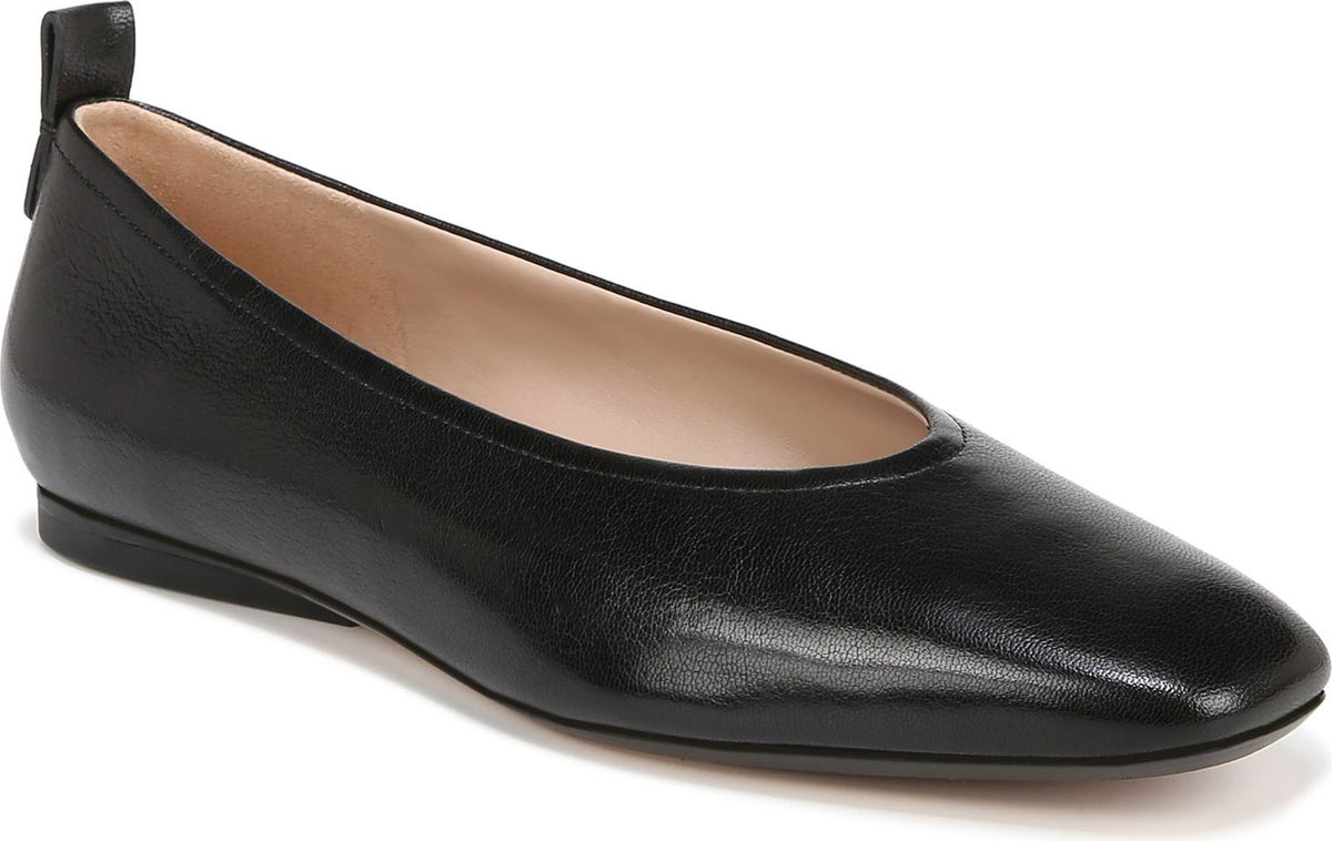 27 Edit Naturalizer Carla Flat - Women's