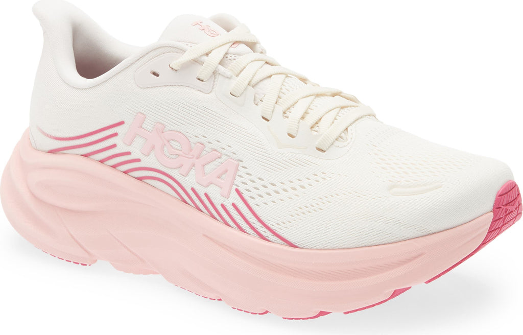 Hoka Clifton 11 Running Shoe - Women's