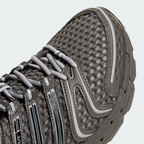 Men's Adidas Adistar Control 5 Shoes