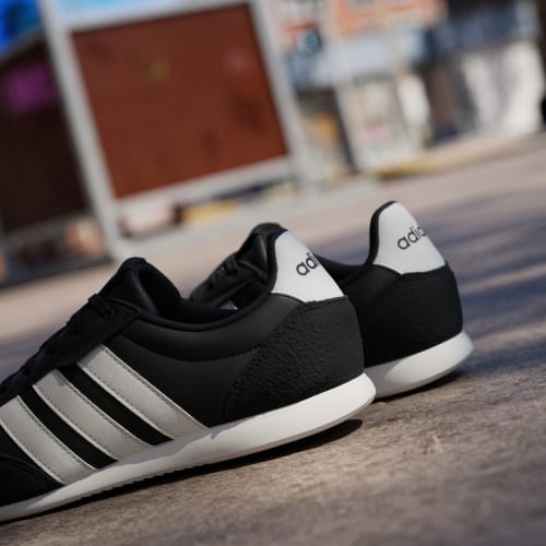 Women's Adidas Barreda Lo Shoes