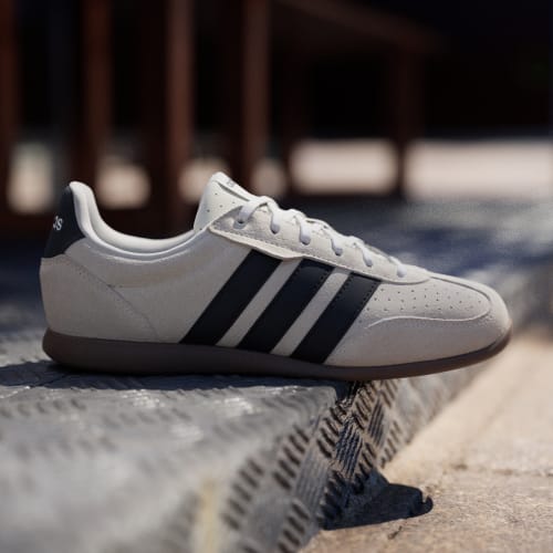 Women's Adidas Barreda Lo Shoes