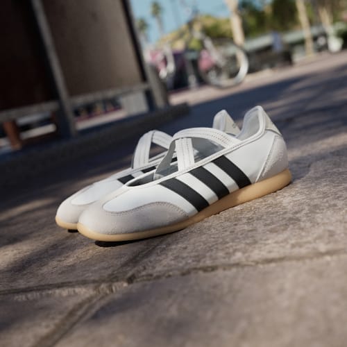 Women's Adidas Barreda Mary Jane Shoes