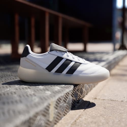 Men's Adidas Barreda Mundial Shoes