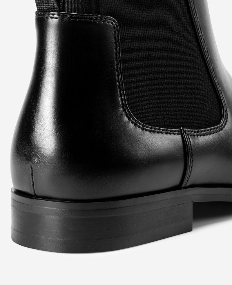 Kenneth Cole Reaction - Hulard Chelsea Boots Black