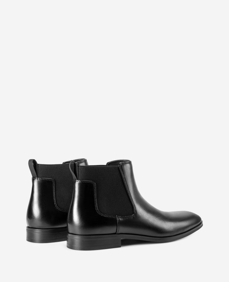 Kenneth Cole Reaction - Hulard Chelsea Boots Black