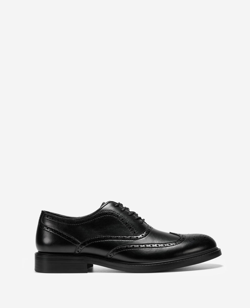 Kenneth Cole Reaction - Lance Wingtip Brogue Oxfords Black
