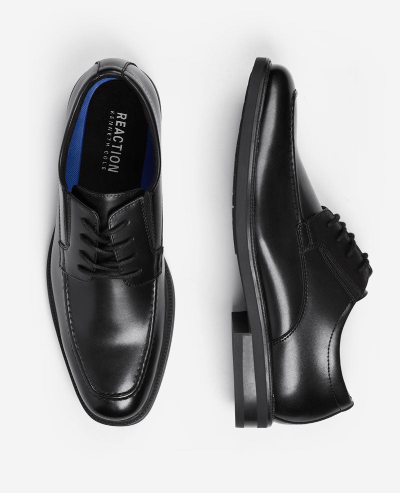 Kenneth Cole Reaction - Mike Lace Up Oxfords Black
