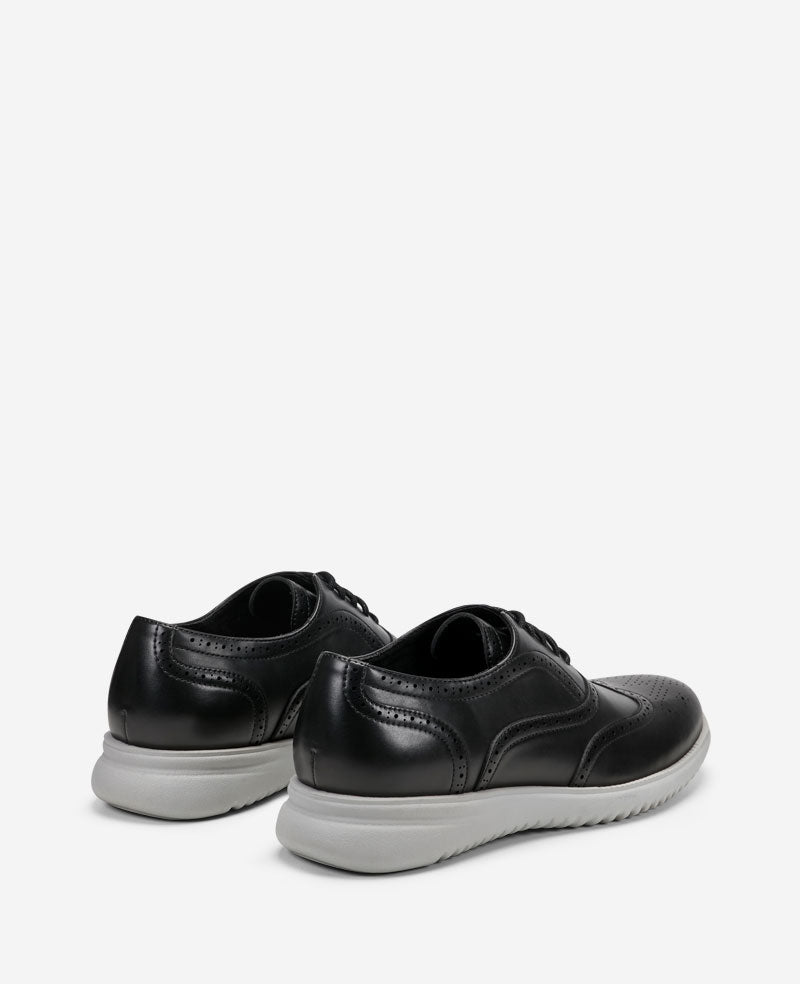 Kenneth Cole Reaction - Nio Wing Lace Ups Black