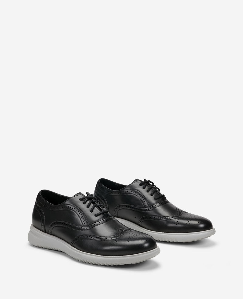 Kenneth Cole Reaction - Nio Wing Lace Ups Black