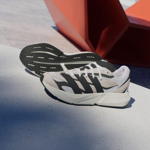 Men's Adidas Lightblaze Shoes