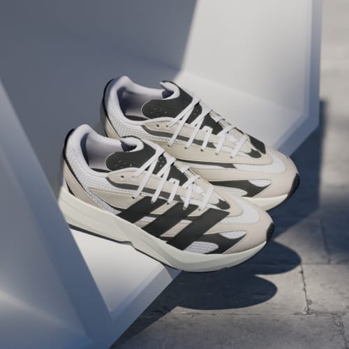 Men's Adidas Lightblaze Shoes