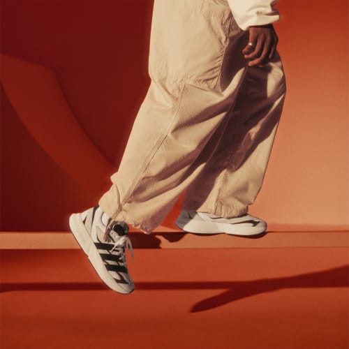 Men's Adidas Lightblaze Shoes