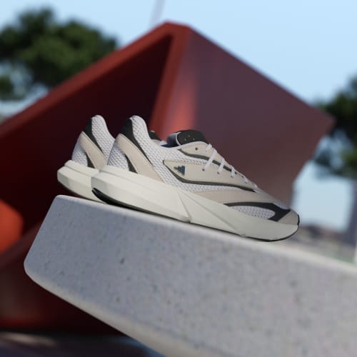Women's Adidas Lightblaze Shoes