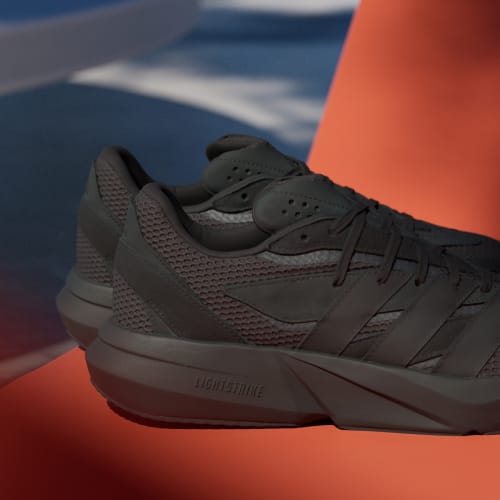 Men's Adidas Lightblaze Shoes