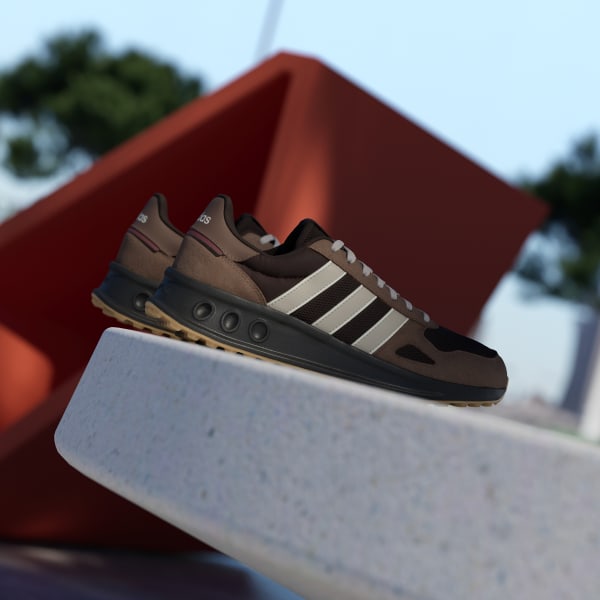 Men's Adidas Run 84 Shoes