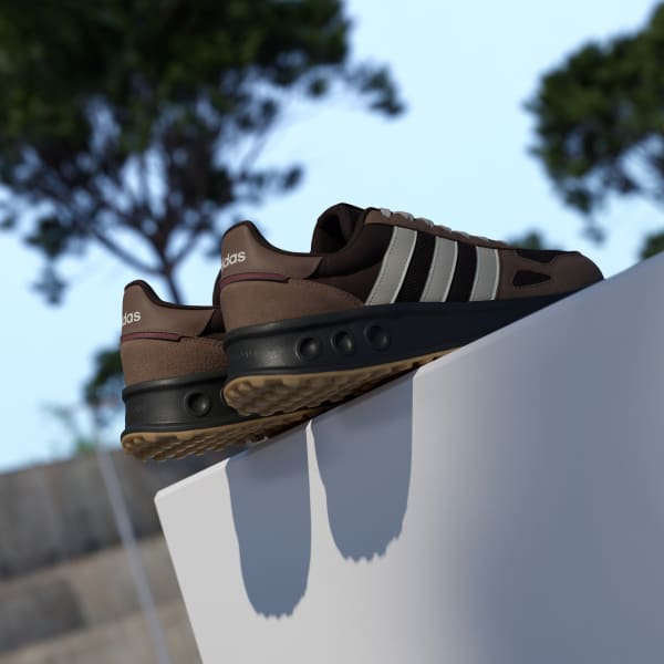 Men's Adidas Run 84 Shoes