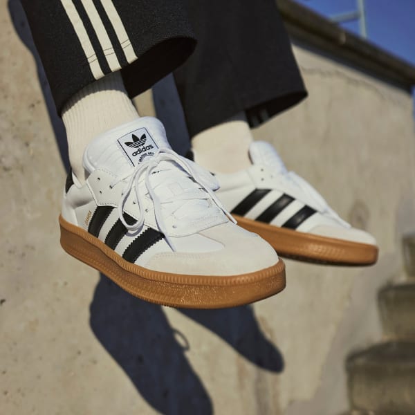 Men's Adidas Samba Xlg Shoes