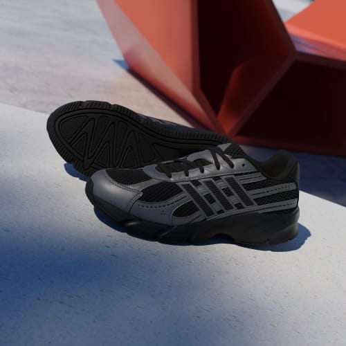 Men's Adidas Technochaos 2000 Shoes