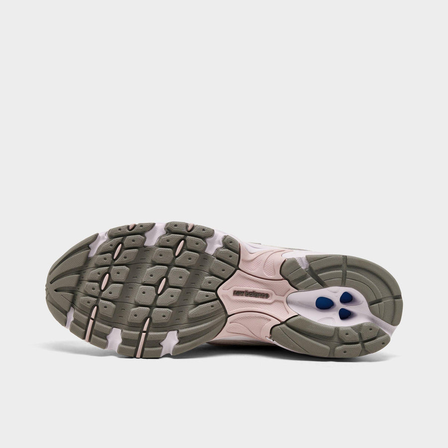 Women's New Balance 740 Casual Shoes