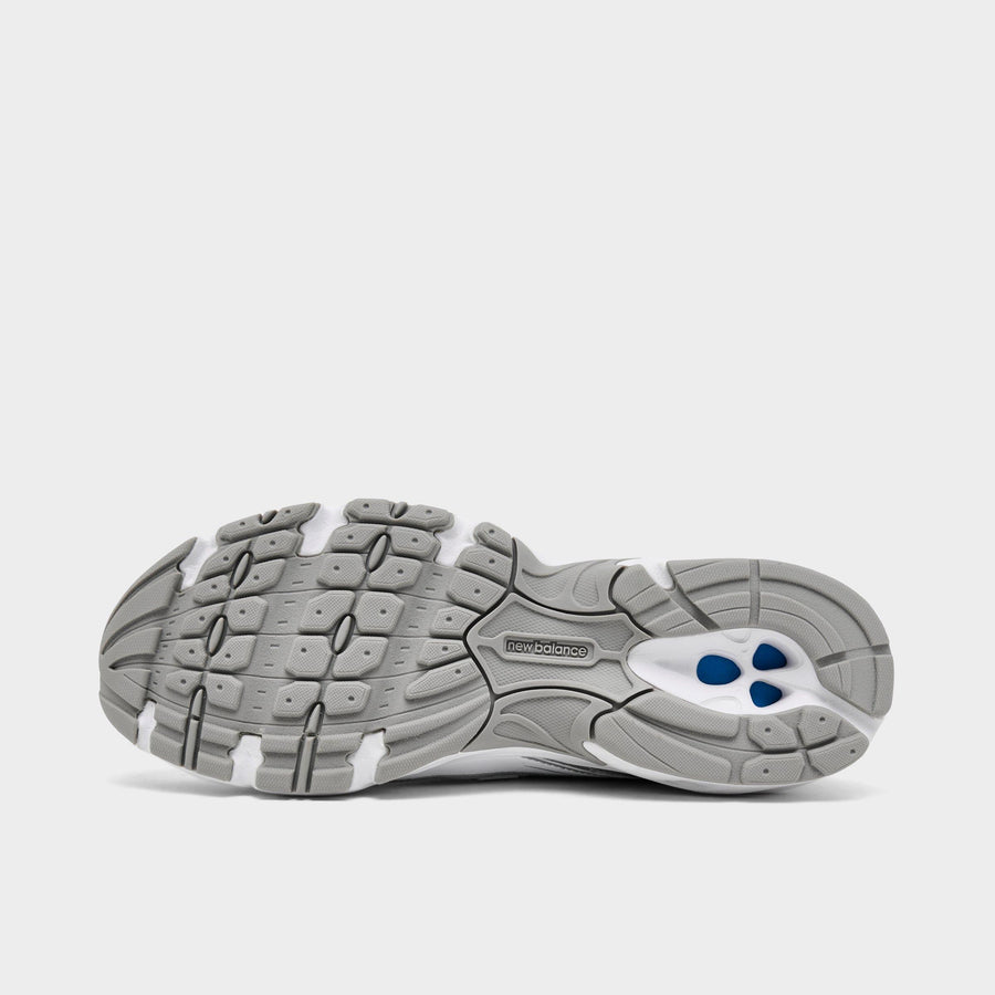 Women's New Balance 740 Casual Shoes