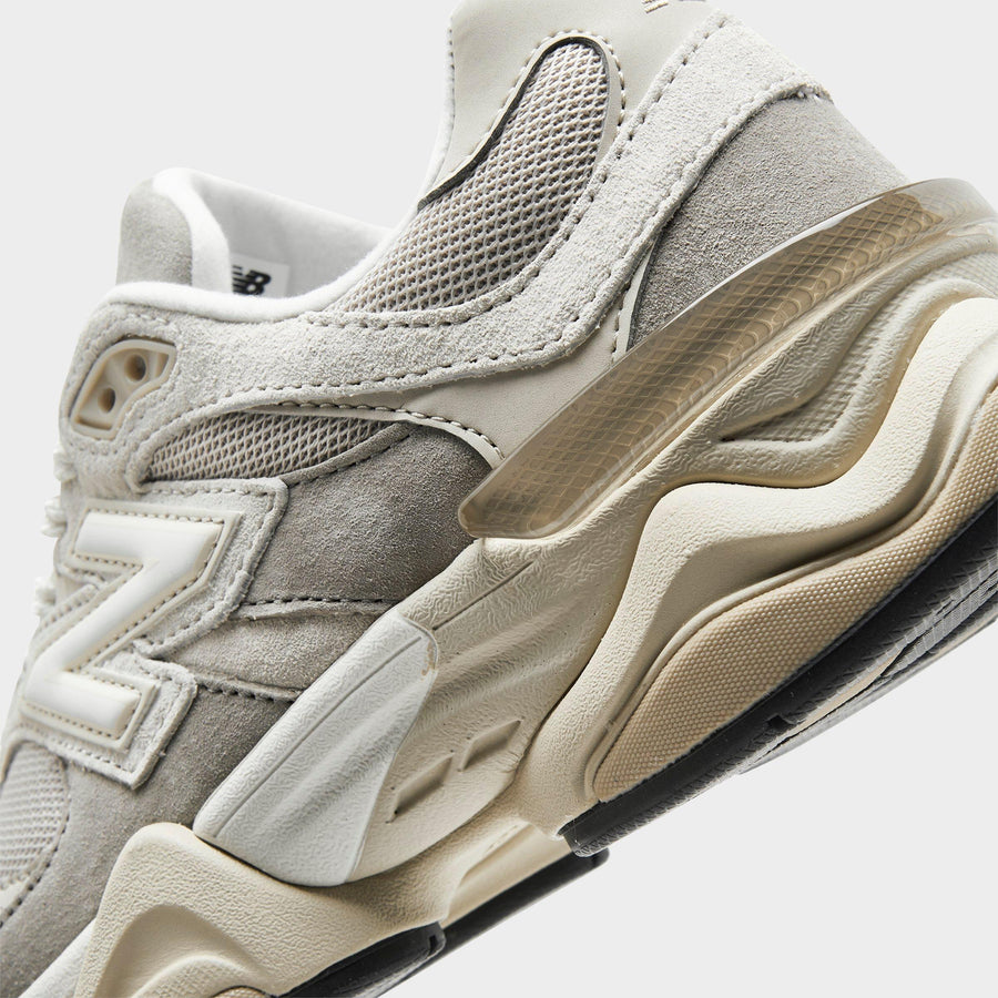 Women's New Balance 9060 Casual Shoes