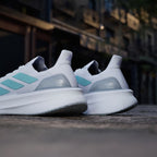 Women's Adidas Ultraboost 5X Shoes