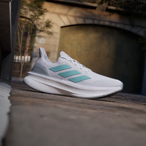 Women's Adidas Ultraboost 5X Shoes