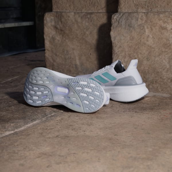 Women's Adidas Ultraboost 5X Shoes