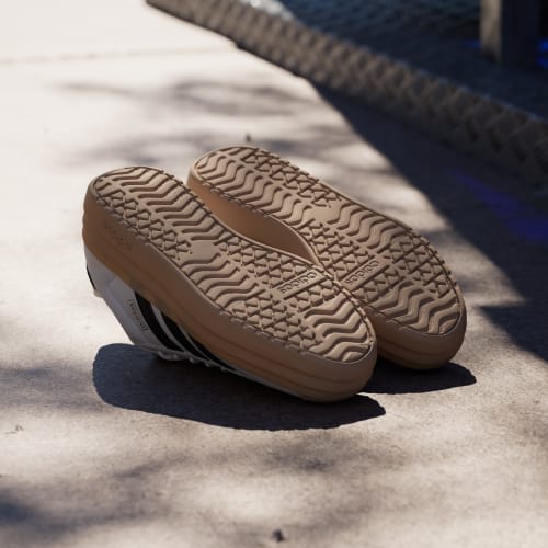 Women's Adidas Vl Court Bold Shoes