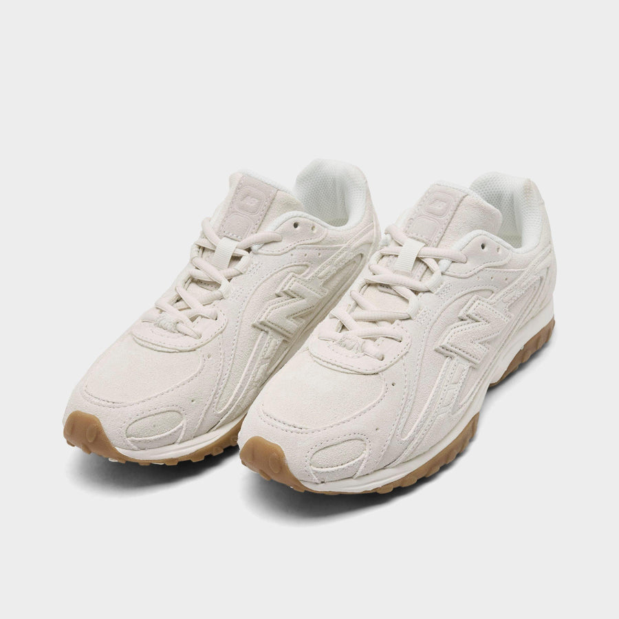 Women's New Balance 204L Casual Shoes