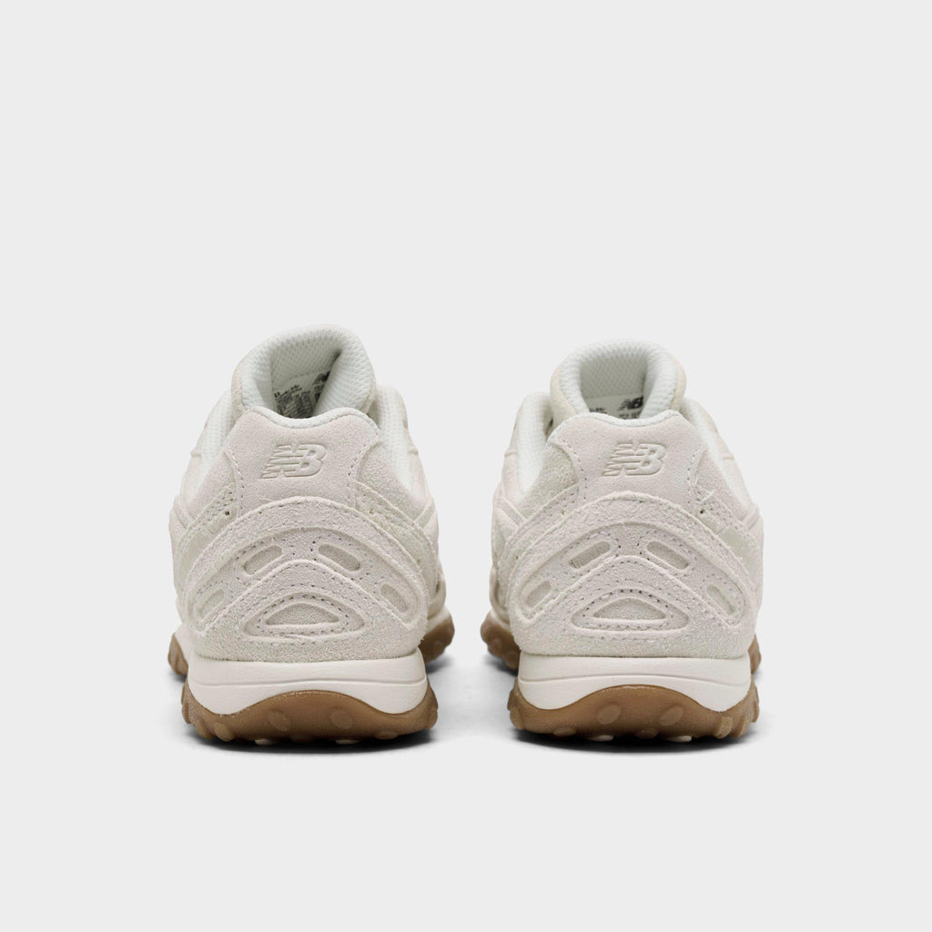 Women's New Balance 204L Casual Shoes