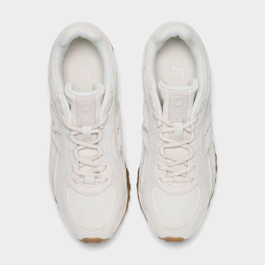 Women's New Balance 204L Casual Shoes