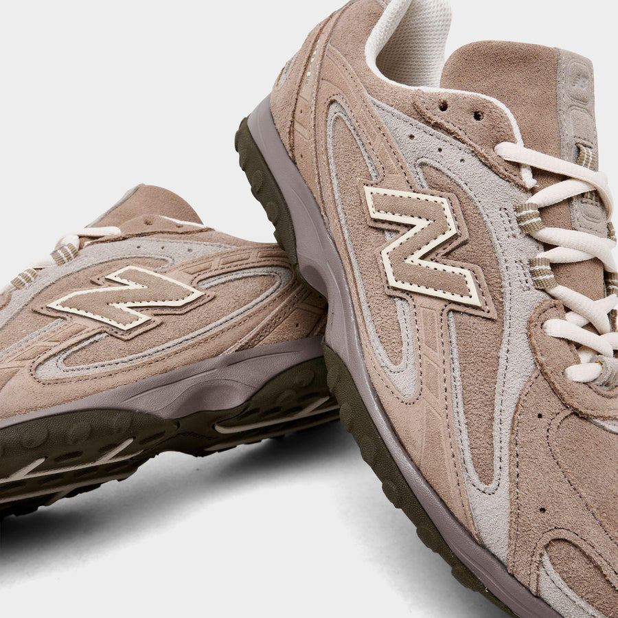 Women's New Balance 204L Casual Shoes