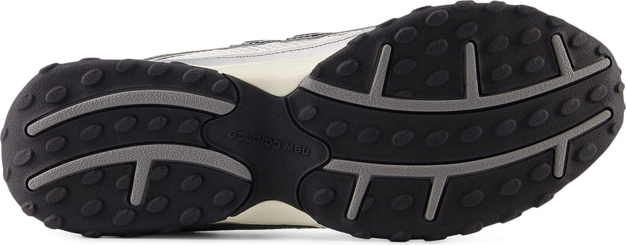 New Balance 204L Sneaker - Men's