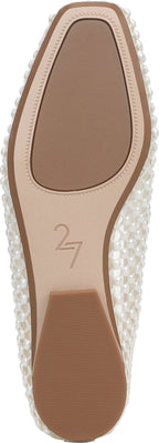 27 Edit Naturalizer Carla Flat - Women's