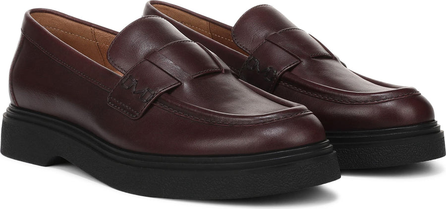 Vionic Dolores Leather Loafer - Women's
